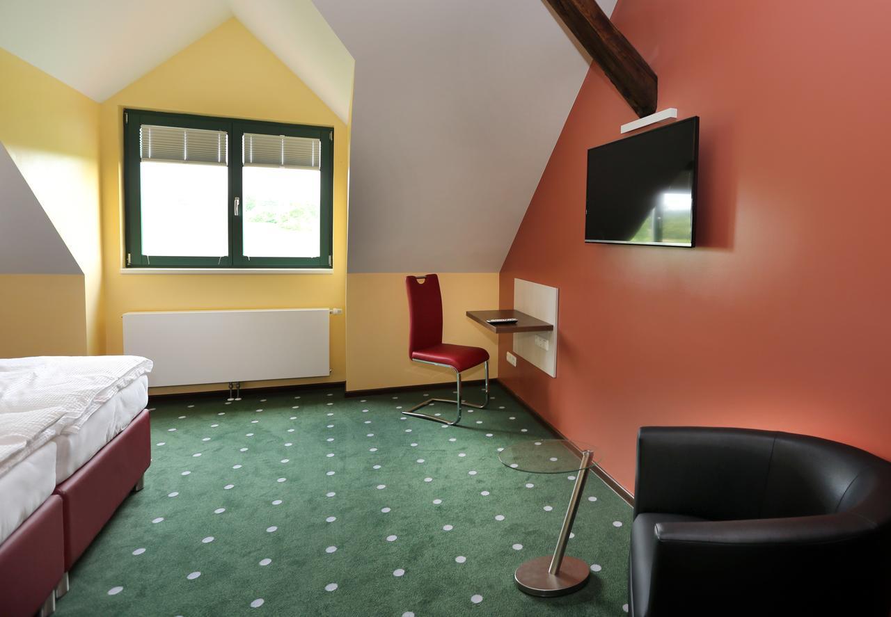 Lauterbach Apartments Golfpark Schlossgut Sickendorf מראה חיצוני תמונה