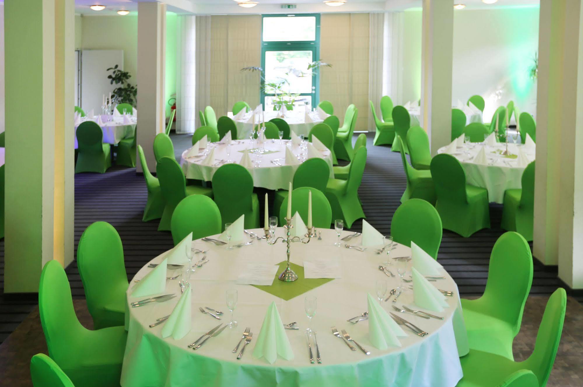 Lauterbach Apartments Golfpark Schlossgut Sickendorf מראה חיצוני תמונה