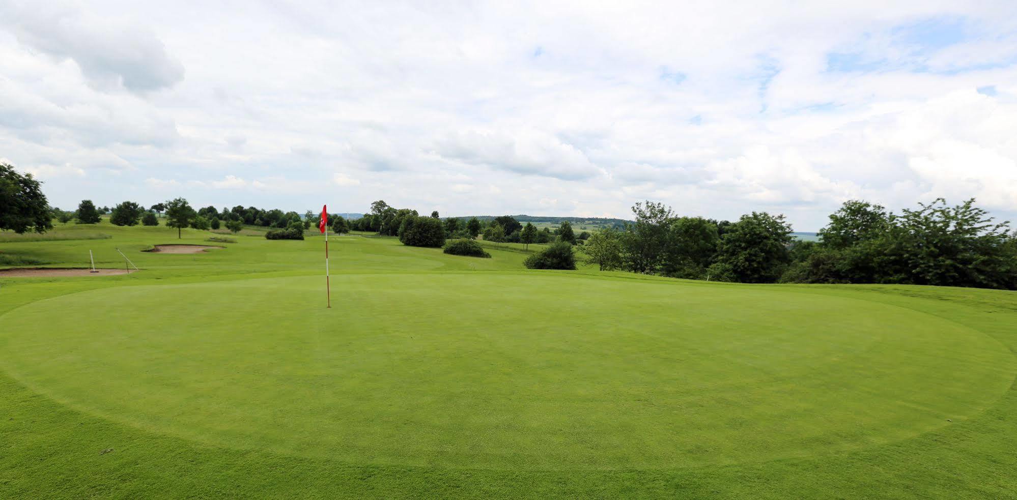 Lauterbach Apartments Golfpark Schlossgut Sickendorf מראה חיצוני תמונה